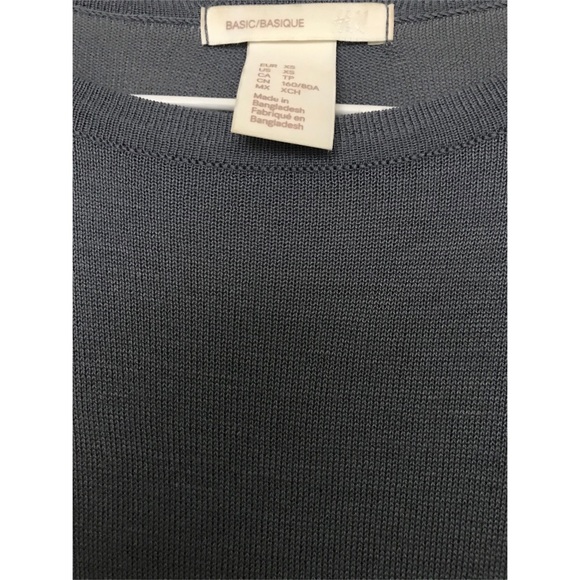 H&M Basics- Grey, Soft Fine Knit Sweater - Picture 3 of 3